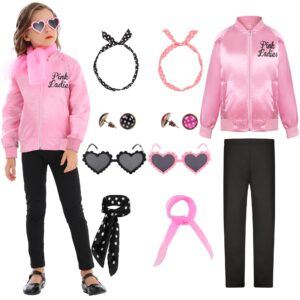 Pink Ladies Roosa jakk, koos mustade pükste ja erinevate dekoratsioonidega. Laste karnvelikostüüm